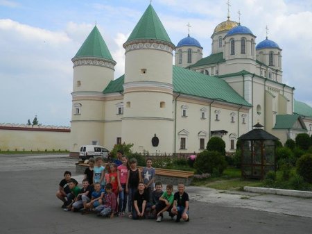 Знайомимося з історичними пам’ятками рідного краю